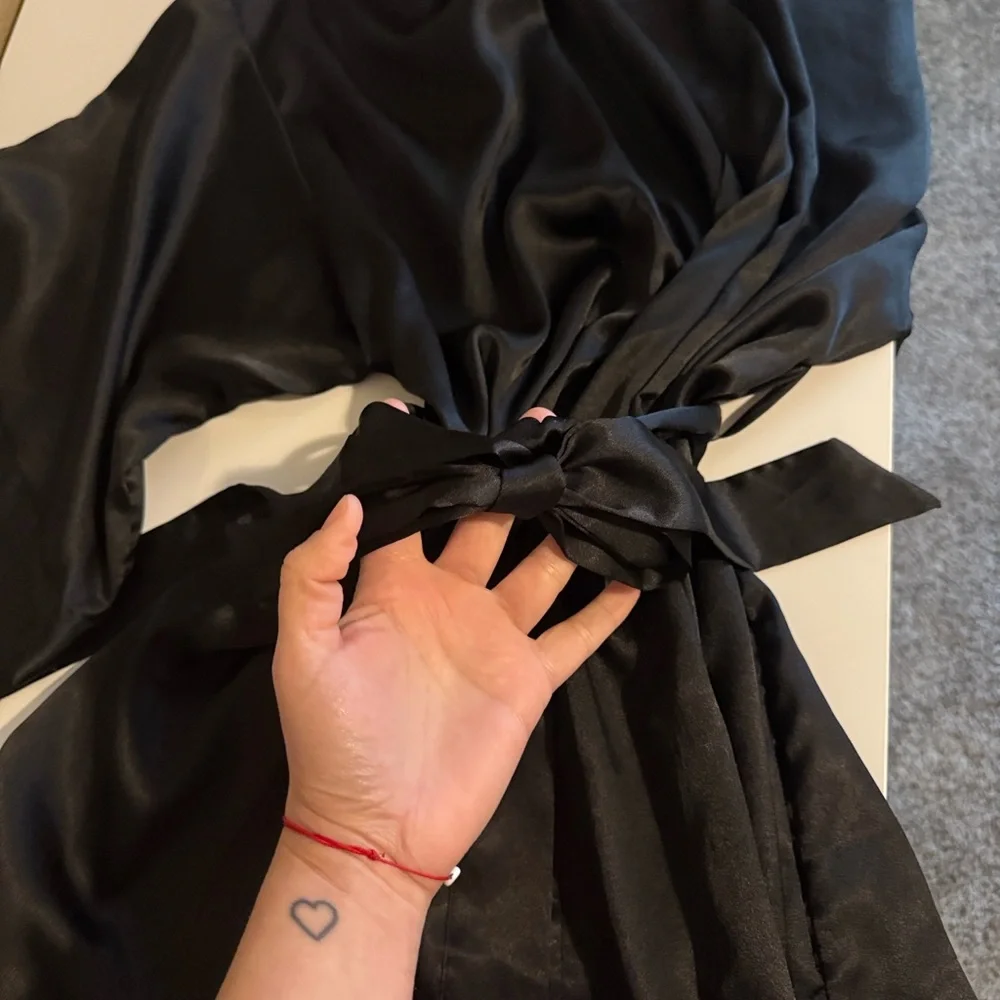 Victoria's Secret Black Satin Robe - Picture 4 of 5